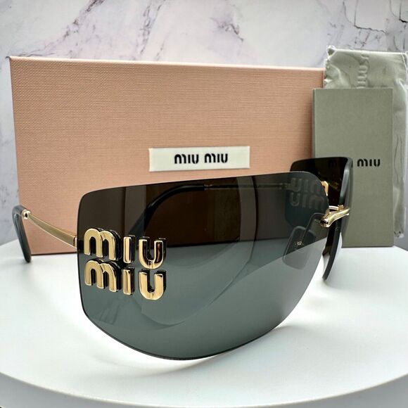 New MIU MIU Sunglasses - Picture 13 of 16